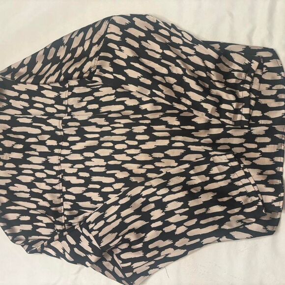 Andree by Unit 143 Black & Cream Silk Blouse | Women’s Size 1X - Picture 4 of 4